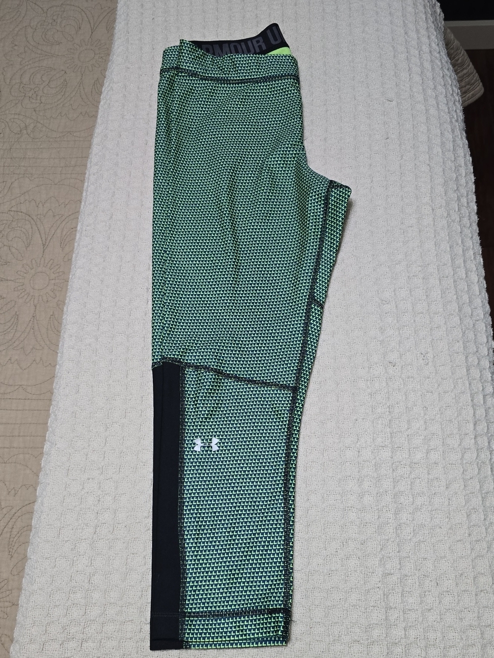 Under Armour Green/Black Active Leggings - Lightweight Performance Bottoms